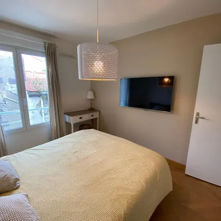 Superbe T3 Centre Avec Garage Ferme Daire