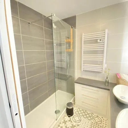 Superbe T3 Centre Avec Garage Ferme